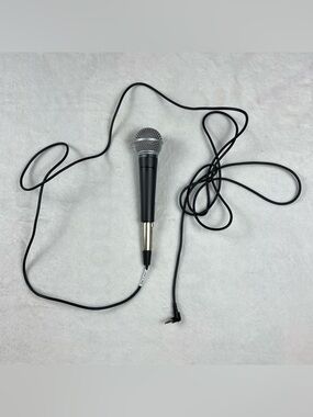Shure SM58 Microphone